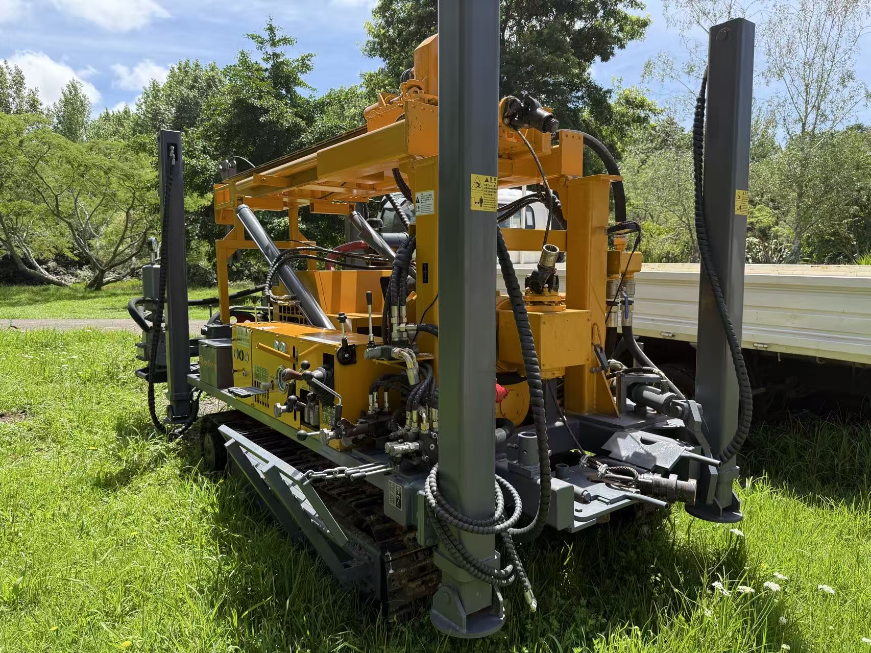 Machine Borehole Drilling